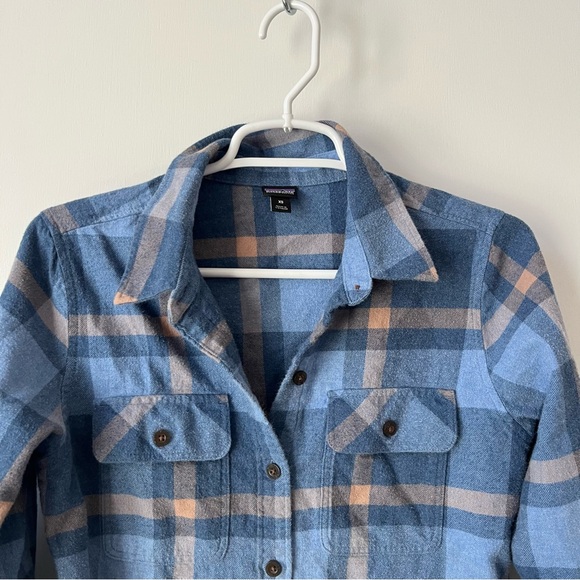 Patagonia Long-Sleeved Organic Cotton Midweight Fjord Flannel Shirt - Picture 6 of 15